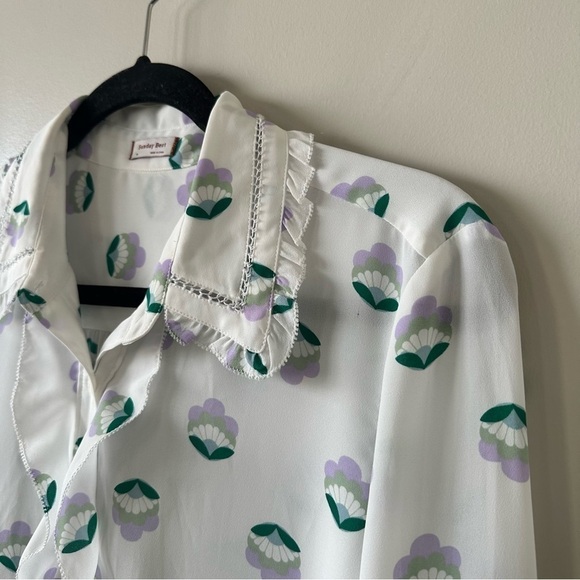 ARITZIA-“SUNDAY Best” CottageCore Floral Ruffle Front Ling Sleeve Blouse - Picture 7 of 13